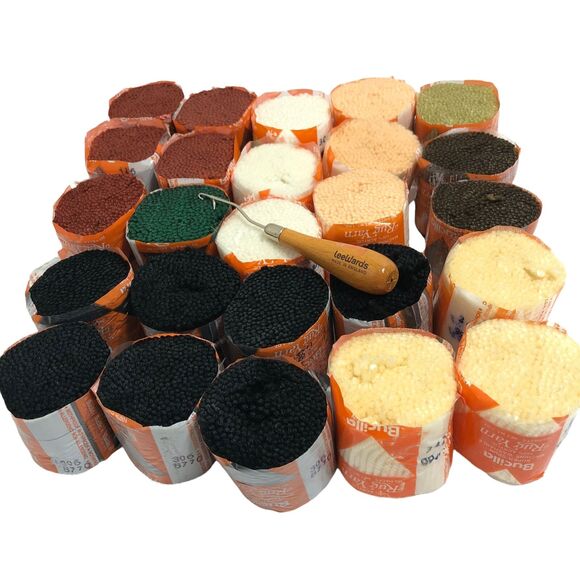 Lot 25 Vintage Bucilla Latch Hook Rug Yarn Pre Cut Acrylic + LeeWards Rug Tool - Picture 1 of 8